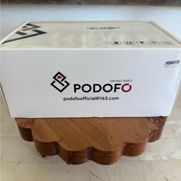 Podofo 7-Inch Portable Care Stero Android Radio with Bluetooth - Picture 5 of 5